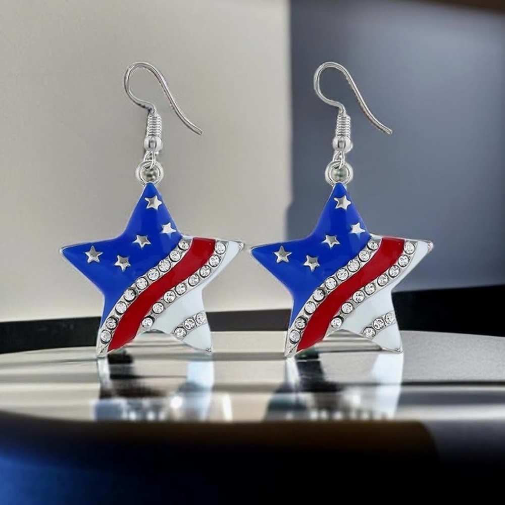 NWT Patriotic July 4th Star Earrings USA Flag